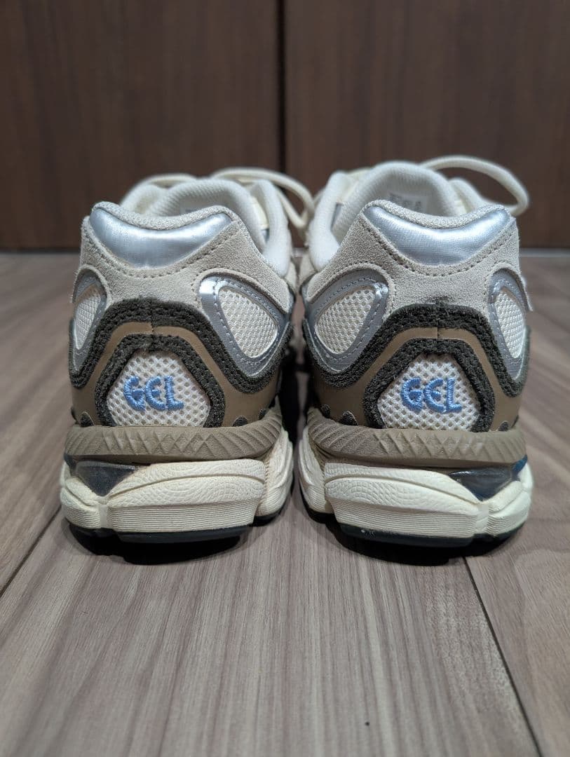 アシックス GEL NYC US9.5 27.5cm 美品 クリーム グリーン — image 4