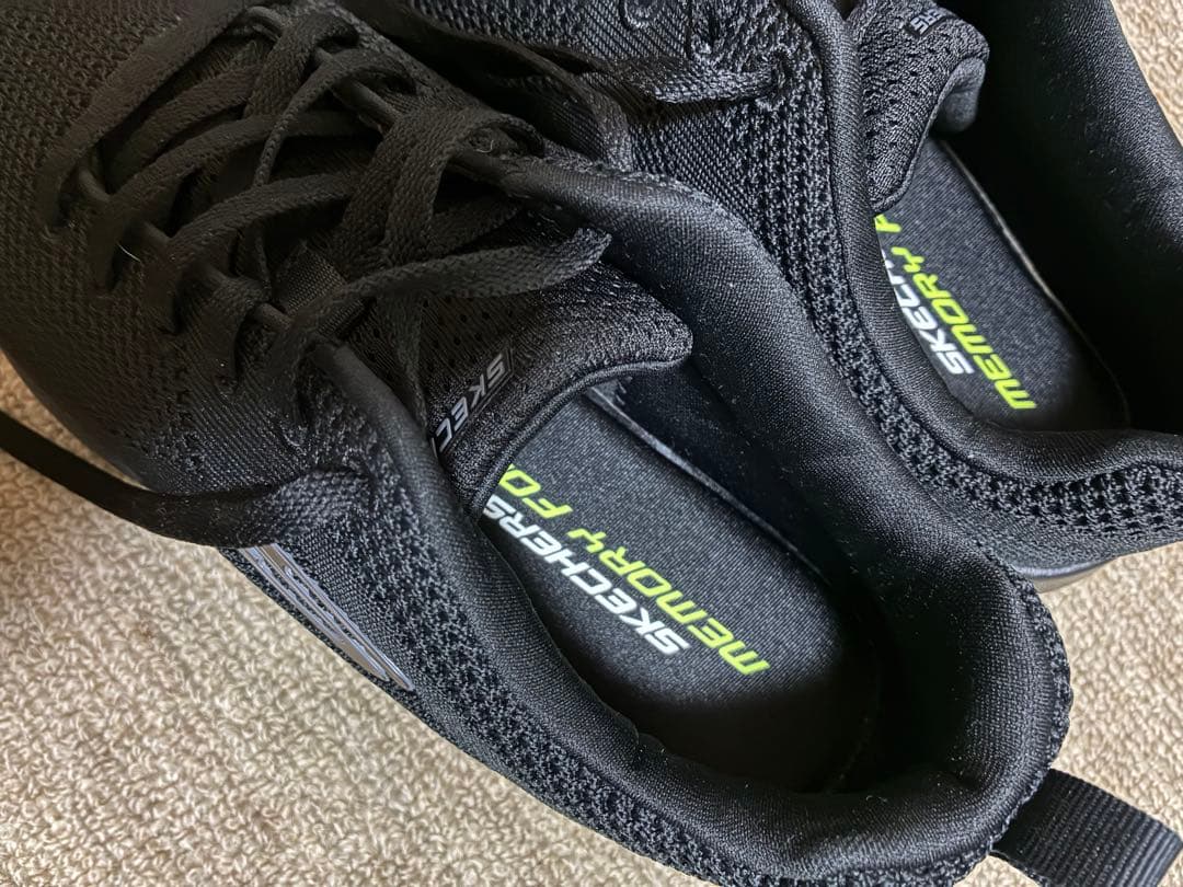 SKECHERS メモリーフォーム　ブラック — image 4