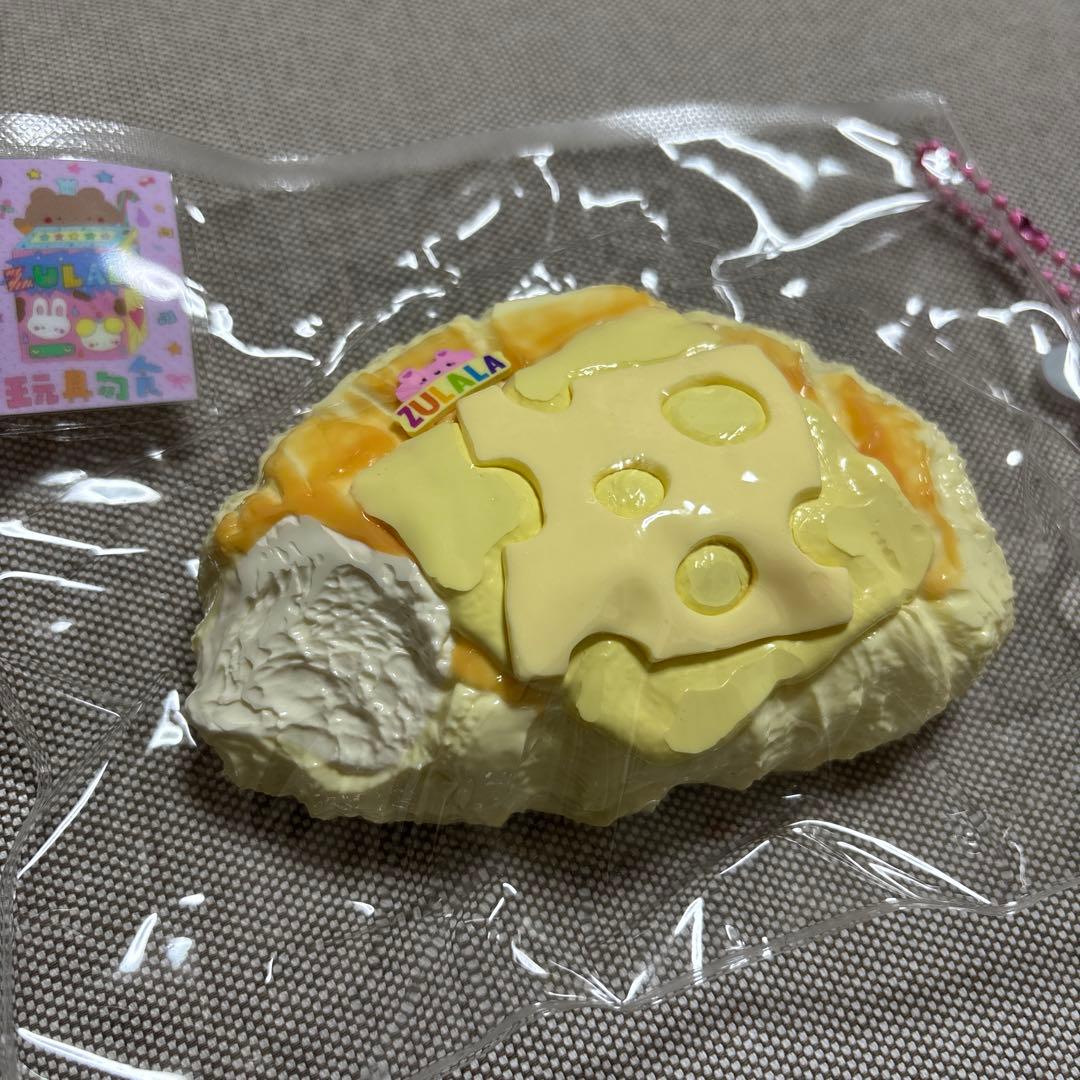ZULALA スクイーズ クロワッサン — image 2