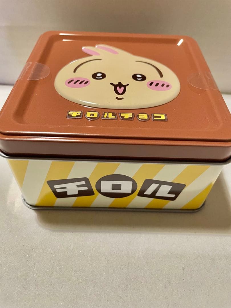 未開封！ちいかわ チロルチョコ 　　　　　15個入り缶 — image 2