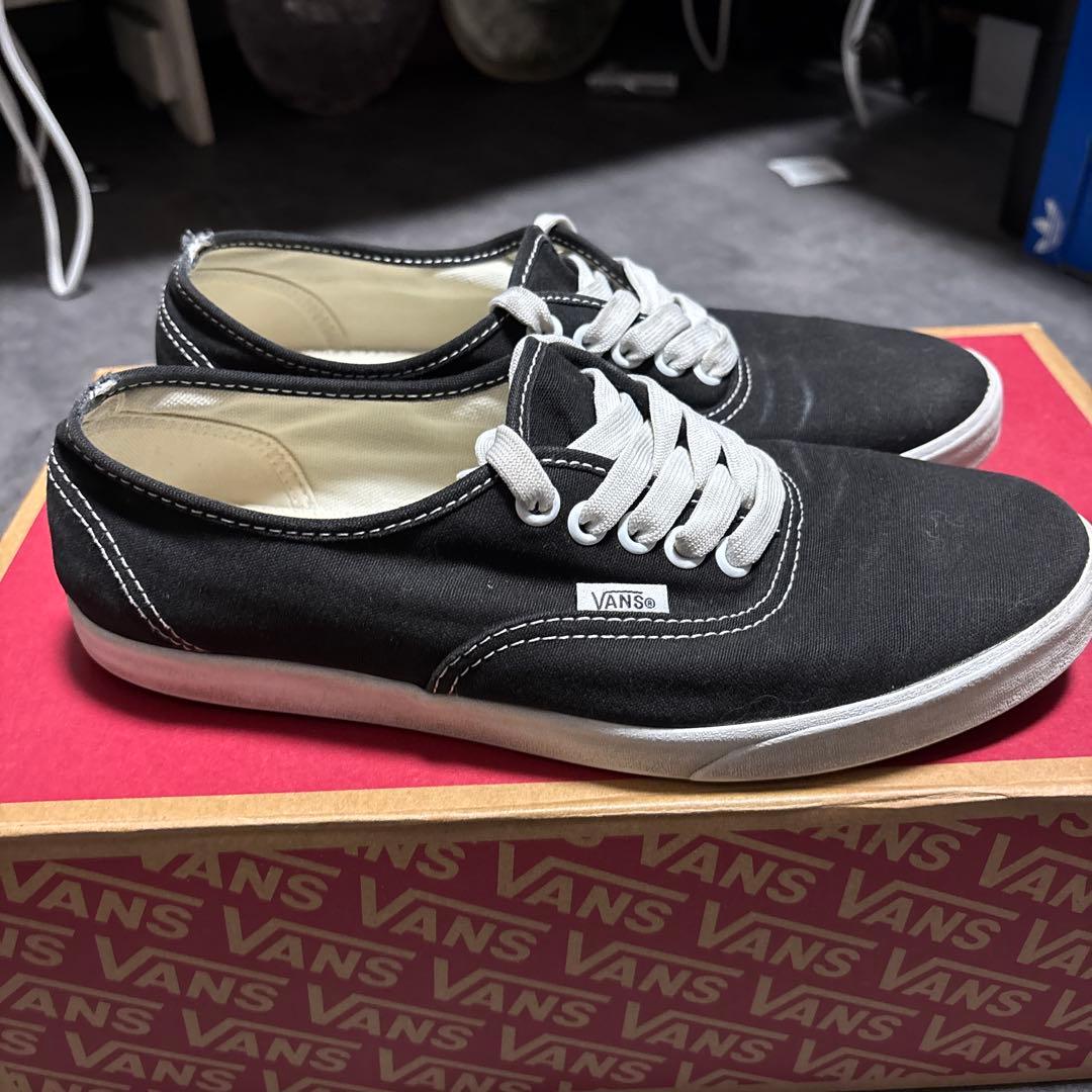 VANS Authentic ブラックホワイト 黒白　スニーカー — image 3
