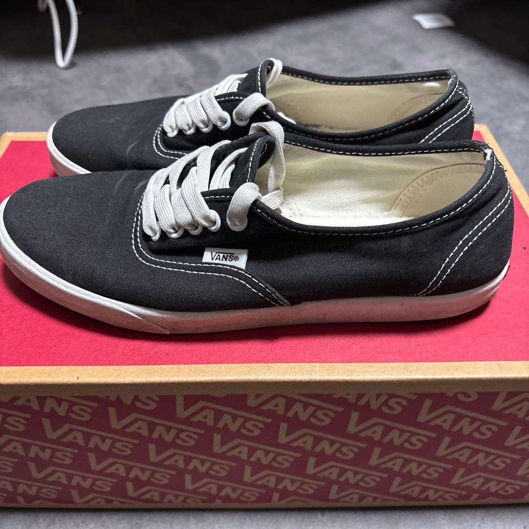 VANS Authentic ブラックホワイト 黒白　スニーカー — image 5
