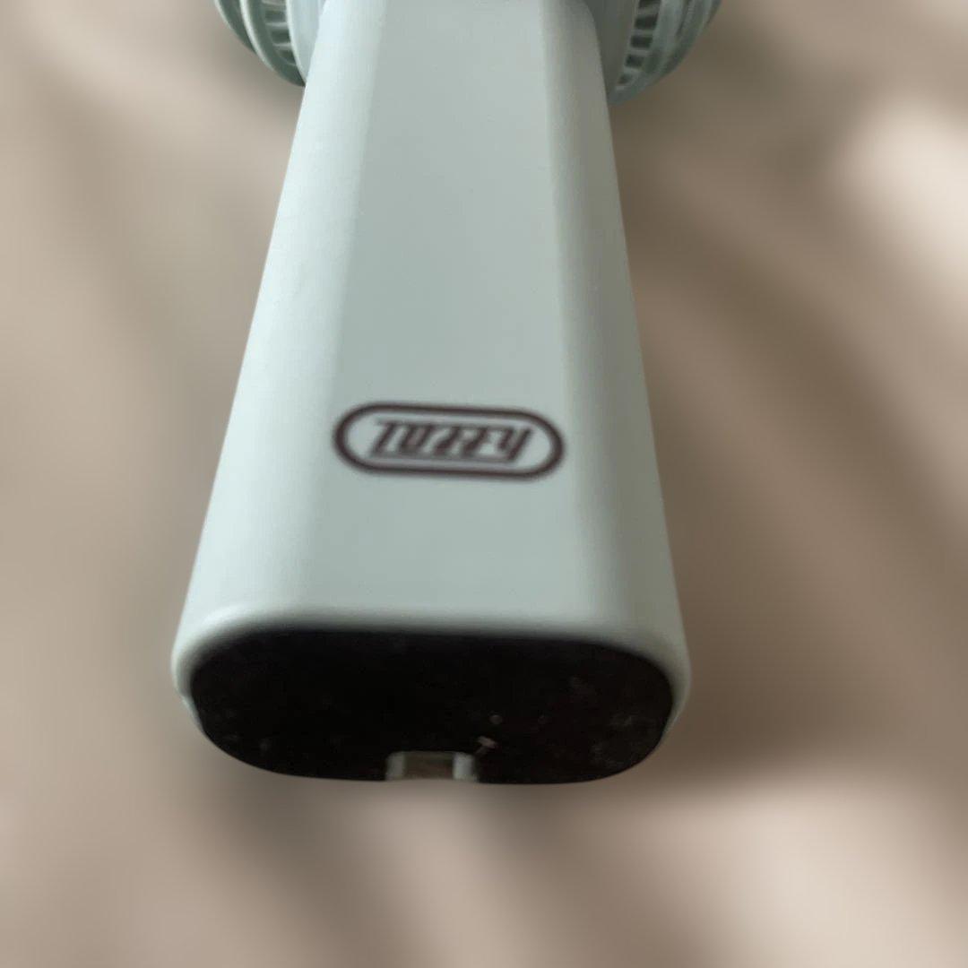 Toffy ミニLEDファン　ハンディファン　 くすみグリーン　113g — image 4