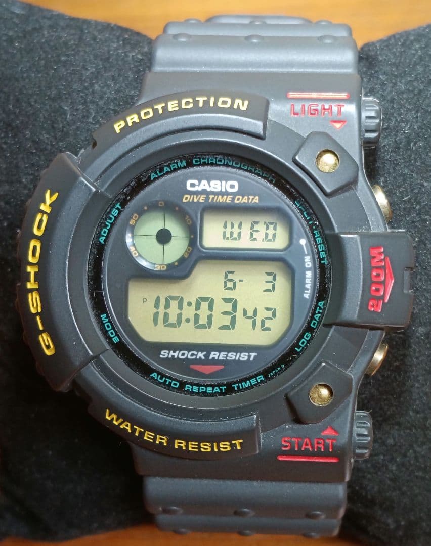 G-SHOCK DW-6300初代フロッグマン 黒 ＆エンジェル＆デビル 3点 — image 3