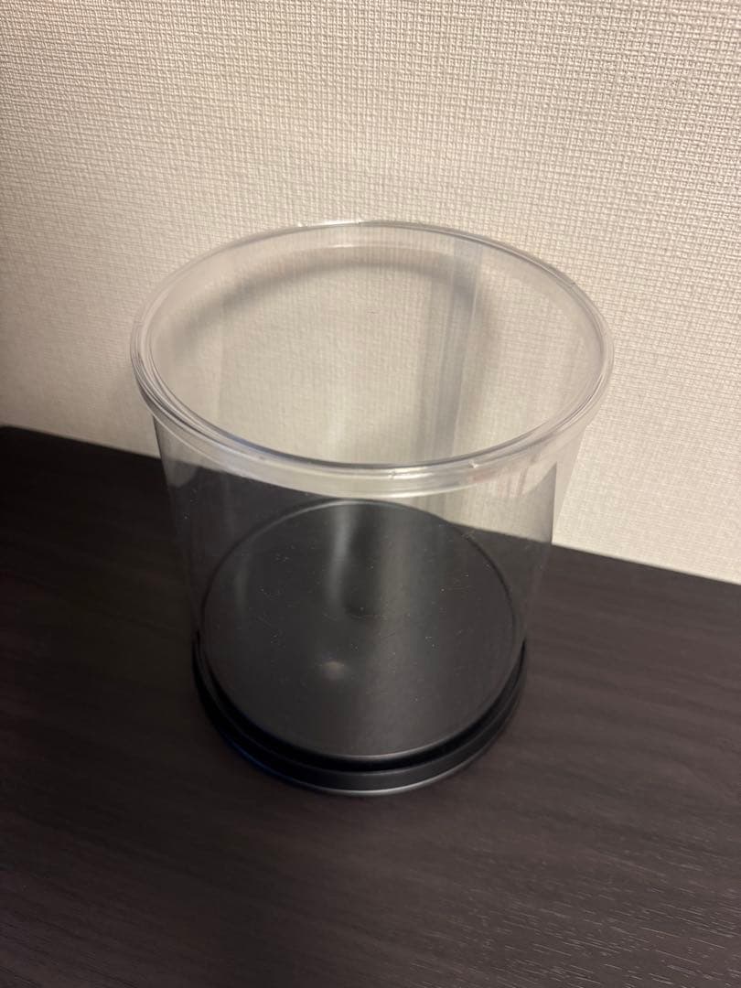【ほぼ新品】　ウインナーケース丸　15×16 cm — image 2
