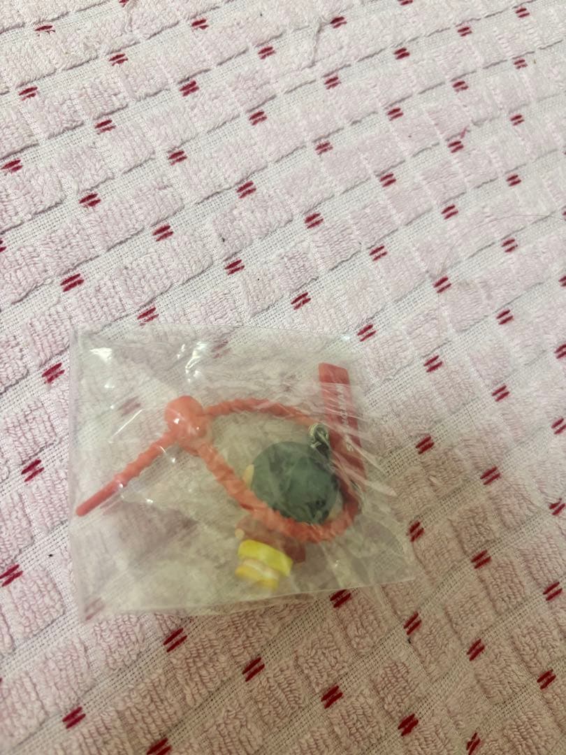 クレヨンしんちゃん カラフルマルチチャームストラップ カプセルトイ — image 2