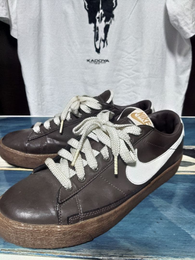 古着　NIKEナイキローカットスニーカー　ブラウン　サイズ28㎝ — image 4