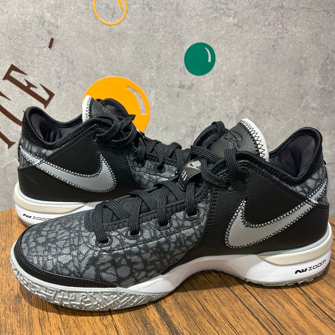 【交渉OK】NIKE LBJ スニーカー ナイキ ズーム レブロン — image 3