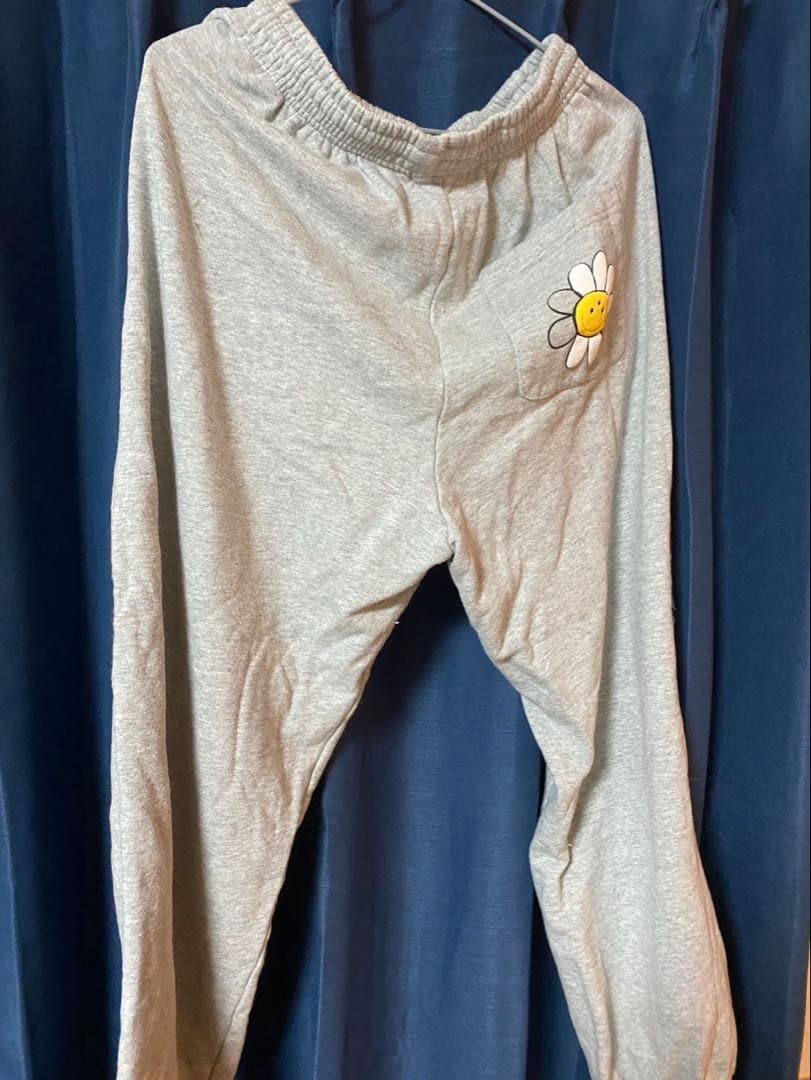 A'gem グレーのスウェットパンツ — image 2