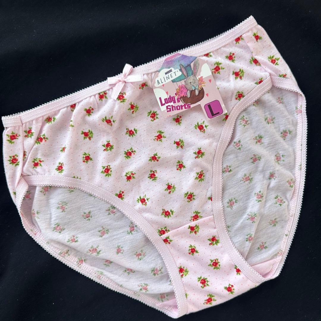 ピンク　小花柄のパンティー　女の子　コットンショーツ　１枚　L — image 2