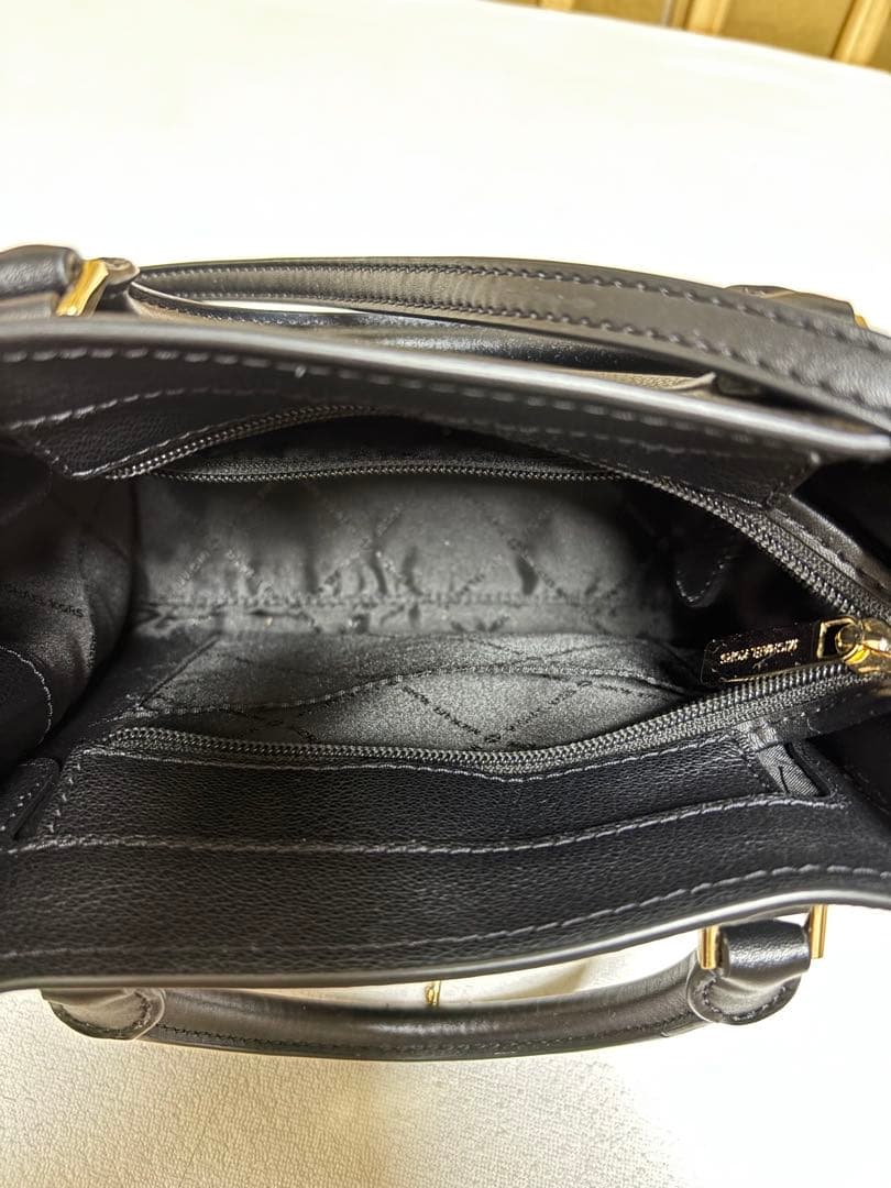 Michael Kors ハンドバッグ ブラック — image 3