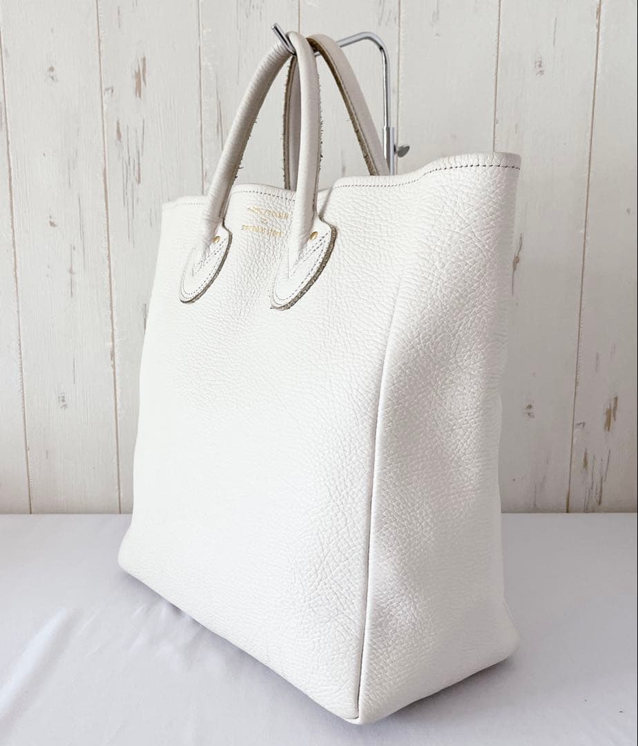 【美品】YOUNG&OLSEN エンボスドレザートート　M オフホワイト — image 3