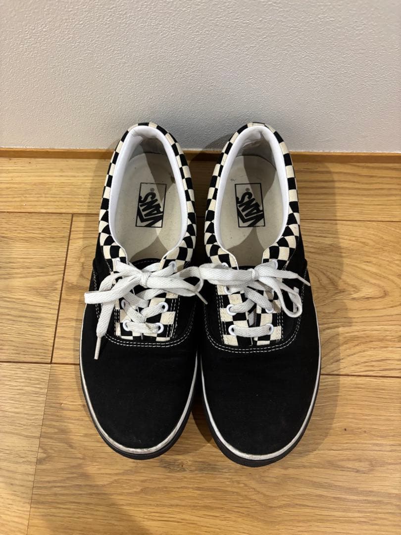VANS チェッカー柄 スニーカー 黒/白 — image 2
