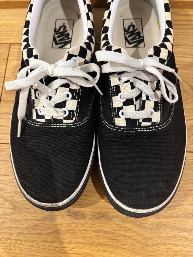 VANS チェッカー柄 スニーカー 黒/白 — image 3
