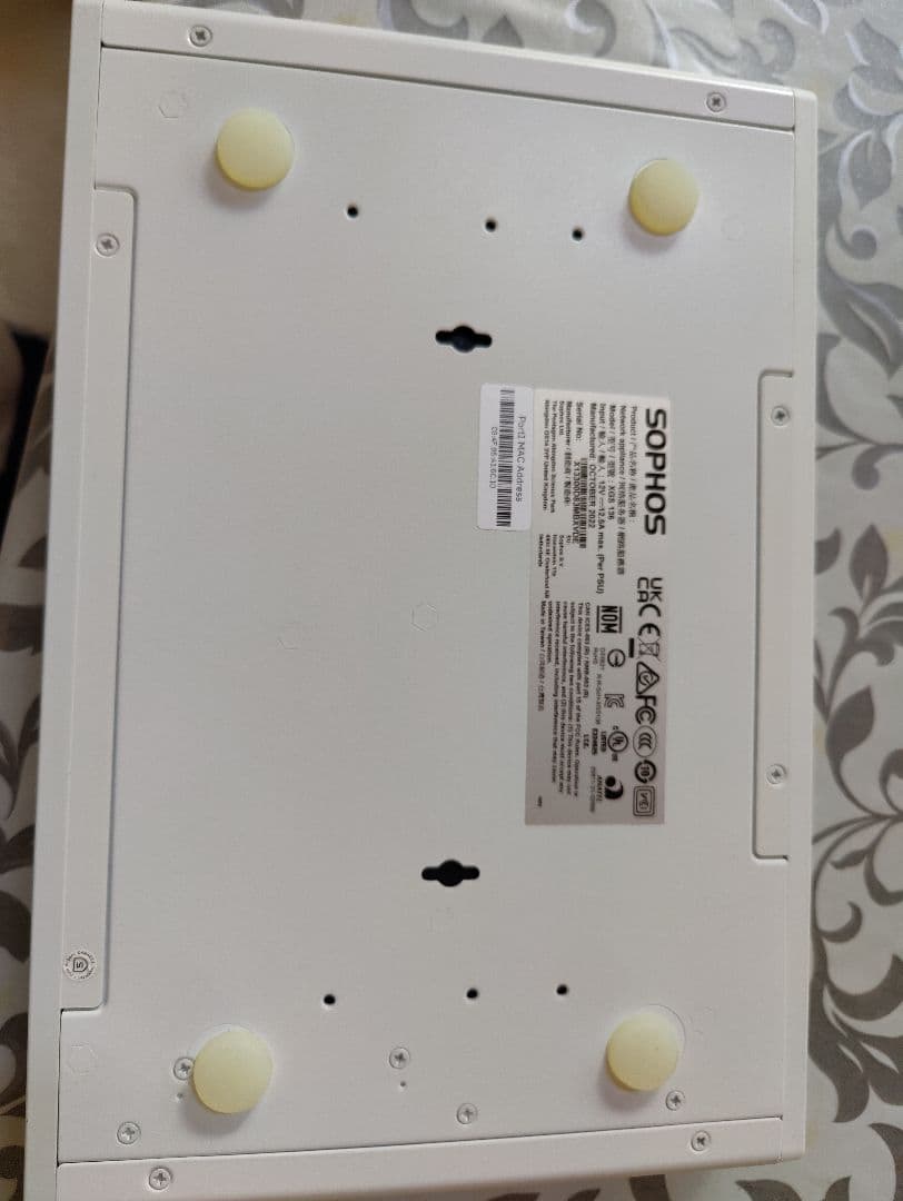 Sophos XGS 136 ネットワークアプライアンス 本体 — image 3