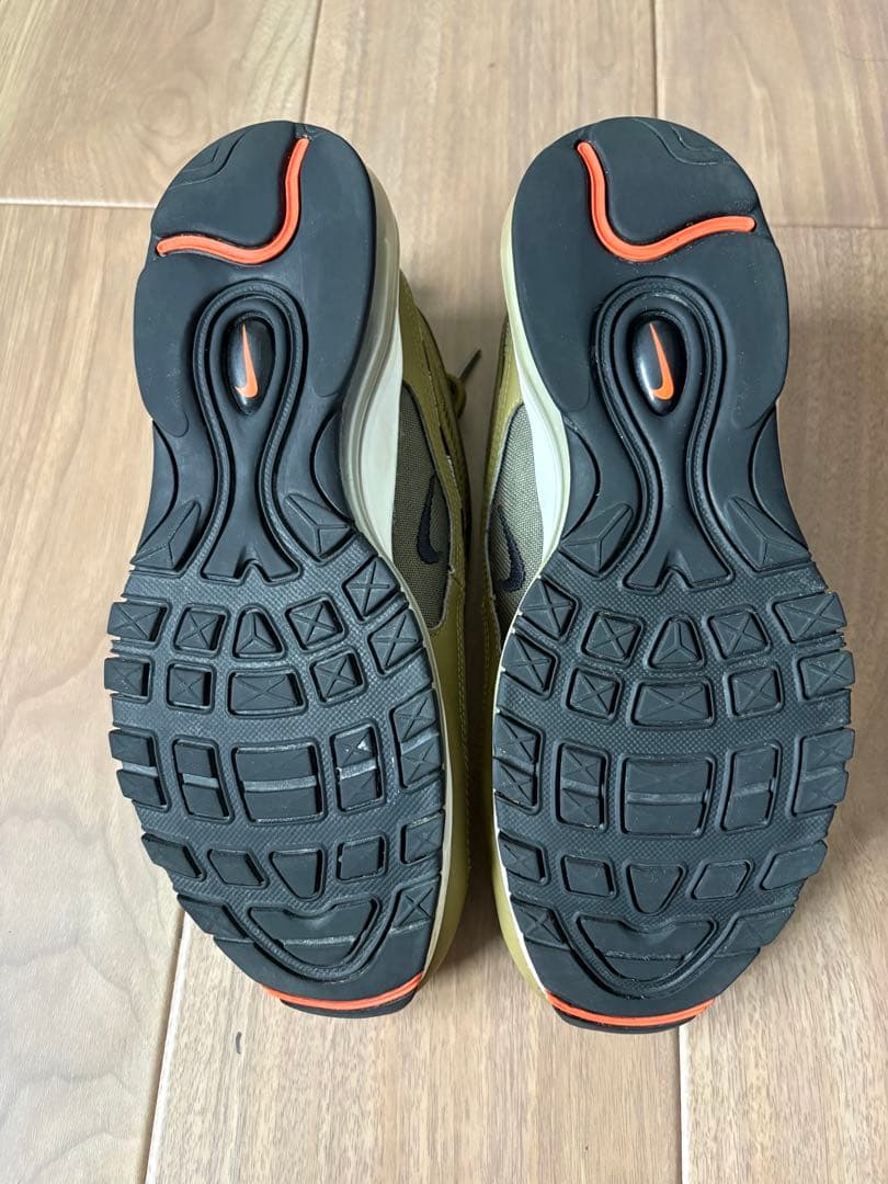 中古品 UNDEFEATED × NIKE AIR MAX 97 28cm — image 5