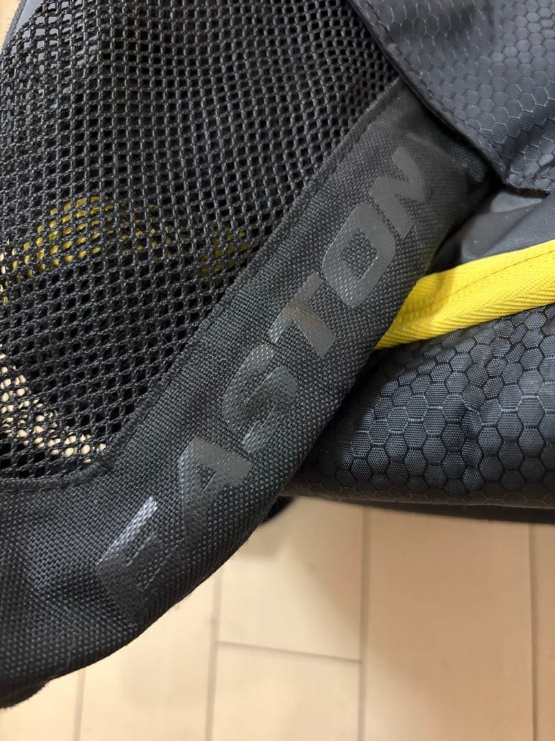 EASTON バックパック ブラック イエロー — image 3