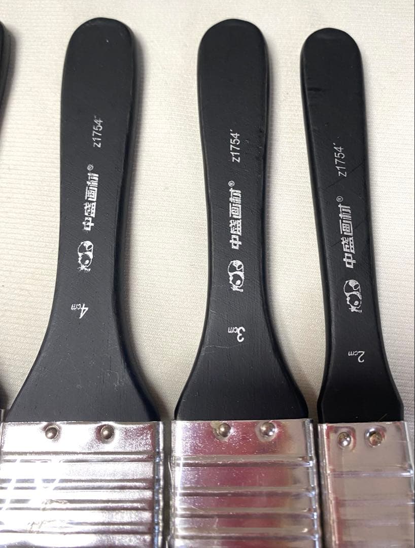未使用美品！中盛画材　筆　刷毛　7本セット　２cm～8cm — image 4