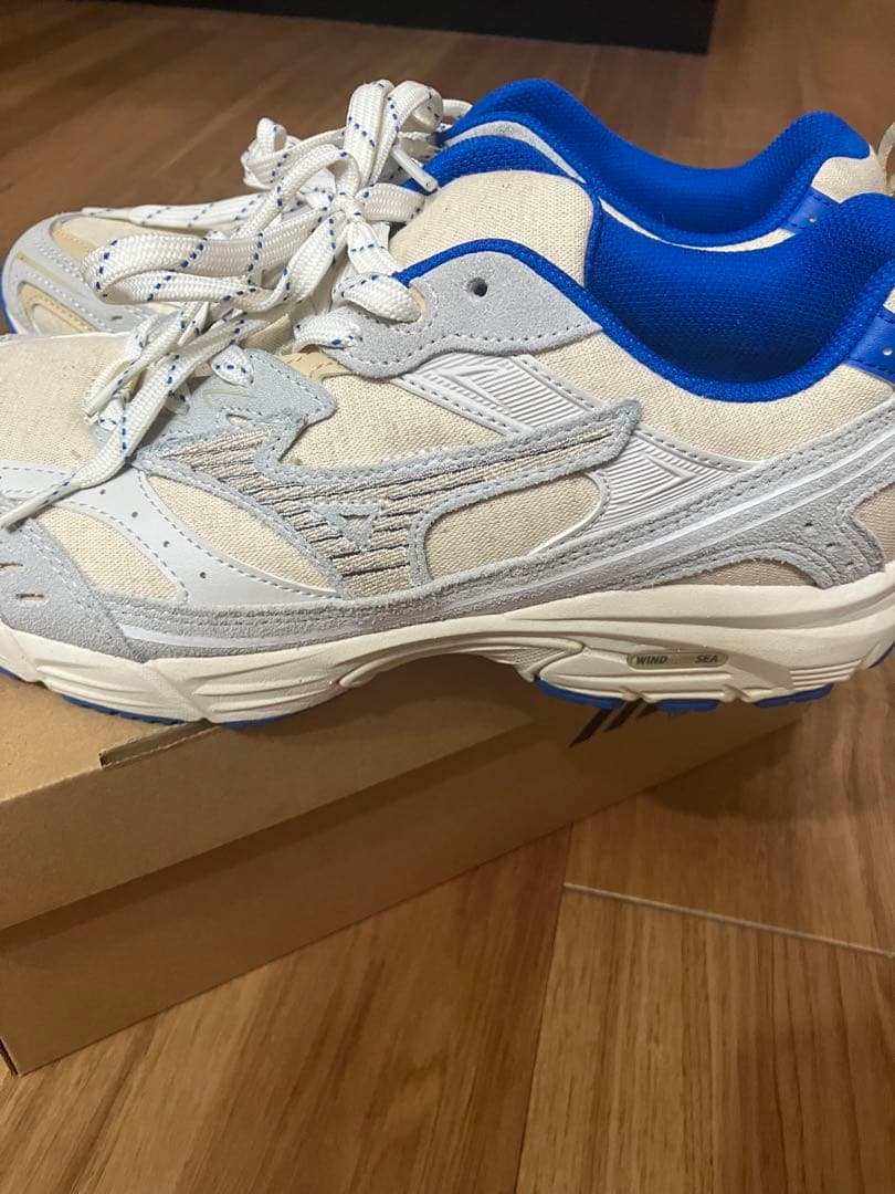 極美品 MIZUNO MXR WIND AND SEA 26.5cm — image 4