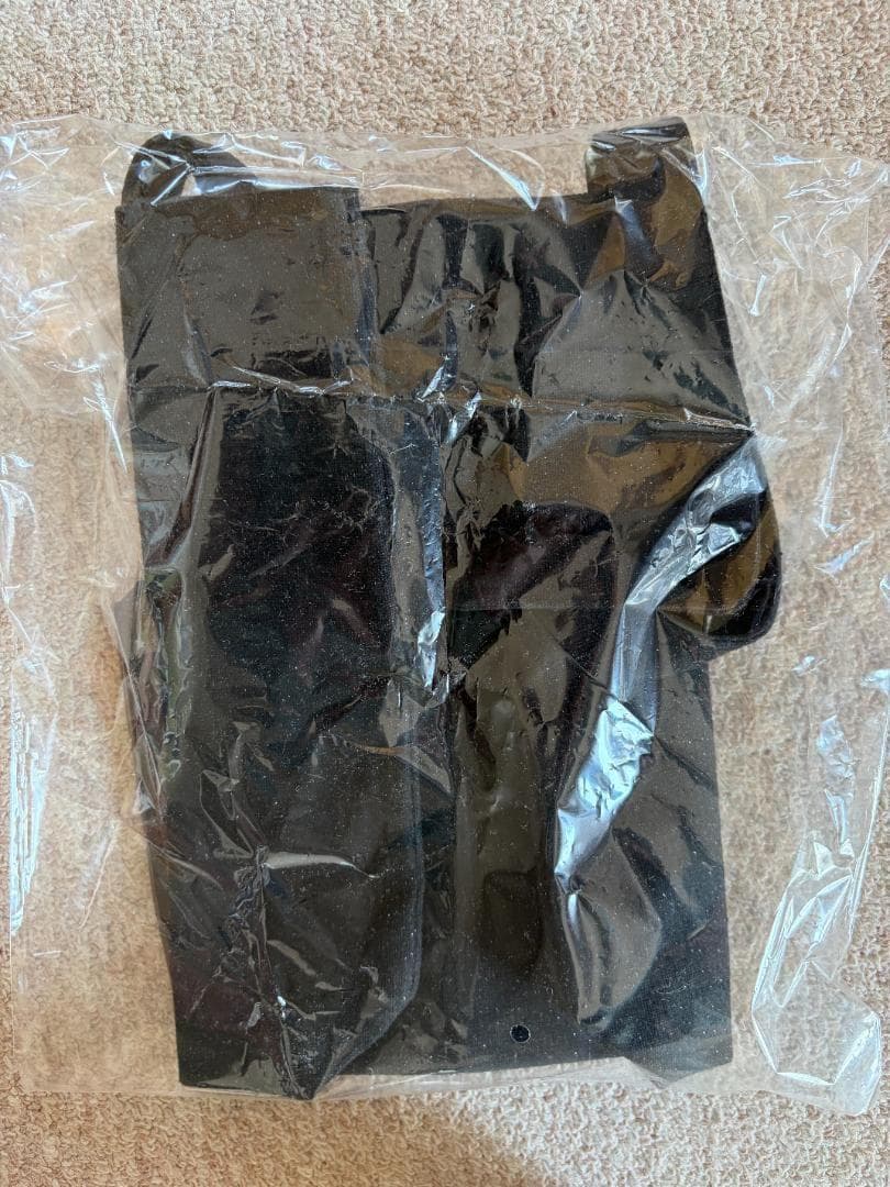 DKNY トートバッグ（29㎝×35㎝）と　ポーチのセット — image 2
