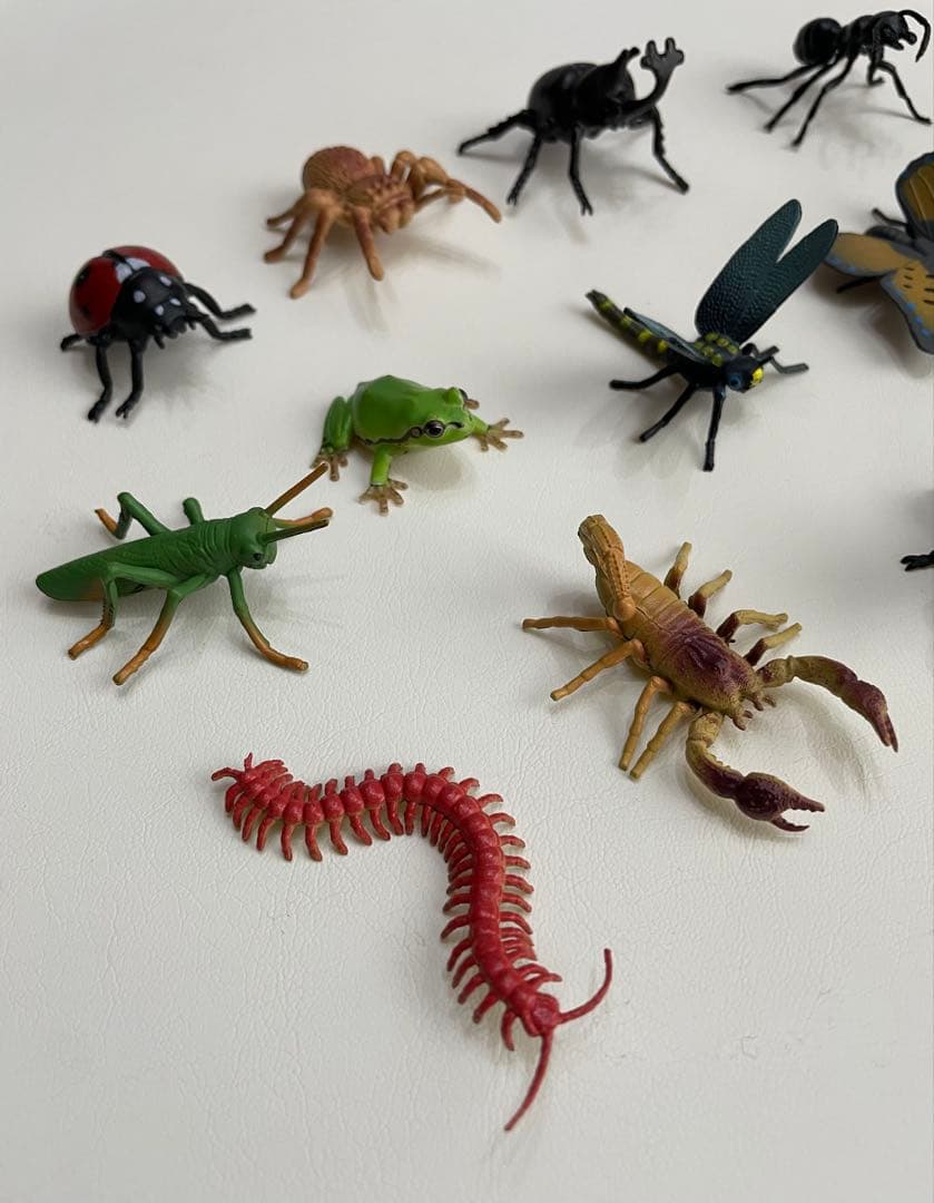 美品❤︎昆虫　カブトムシ　クワガタ　虫フィギュア　おもちゃ　約13体まとめ売り — image 4
