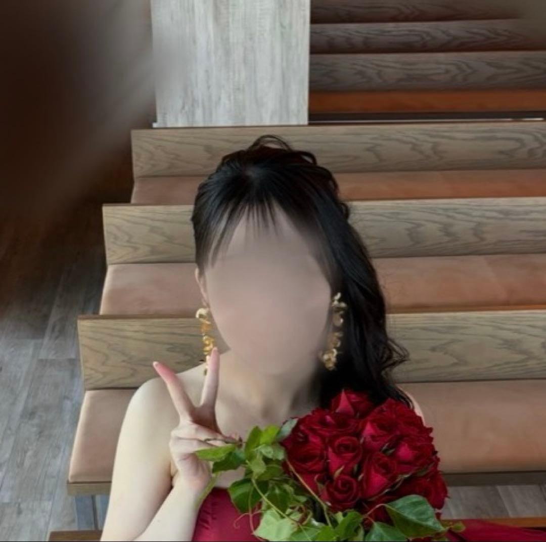 STELLA BRIDAL大ぶり花モチーフピアスゴールド — image 5