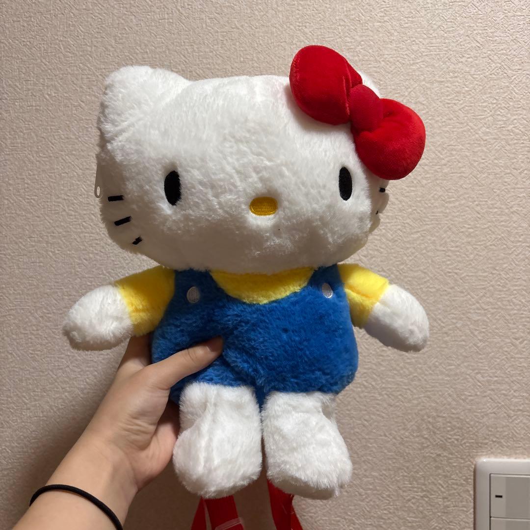 文化祭で一度使用したキティーちゃんのぬいぐるみです！！！ — image 2
