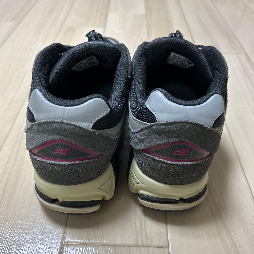 New Balance(ニューバランス)2002R スニーカー — image 3