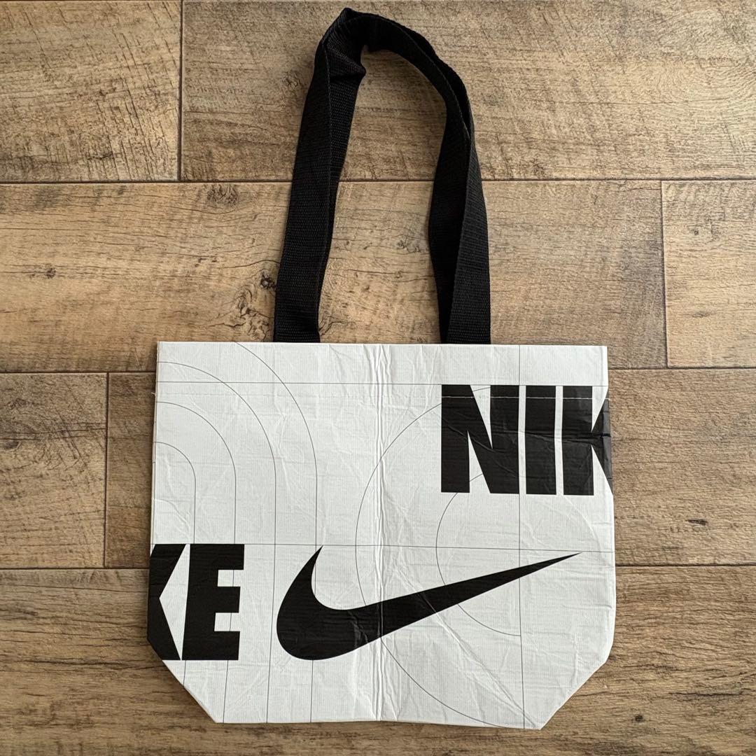 NIKEナイキ ショッパーバッグ 買い物エコトート袋 Sサイズ — image 2