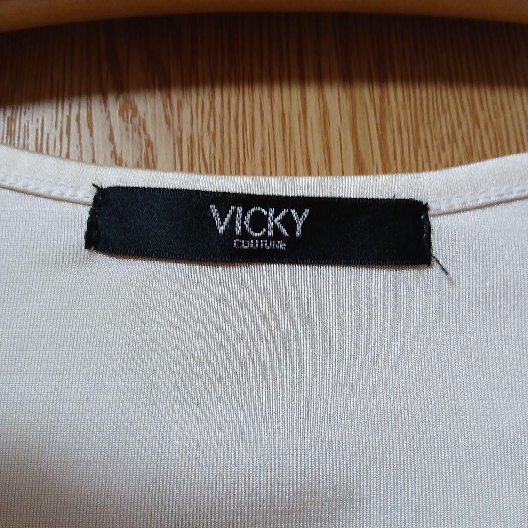 VICKY 半袖Tシャツ — image 2