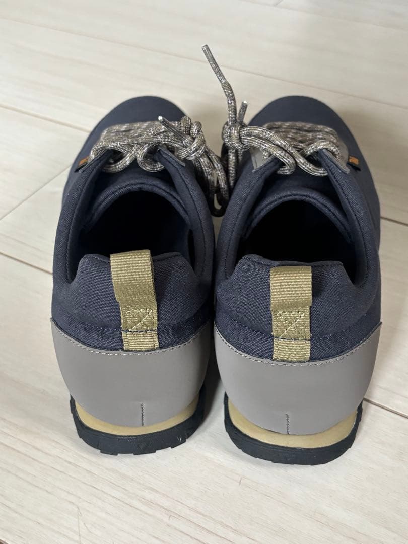 Teva スニーカー ネイビー 26cm — image 4