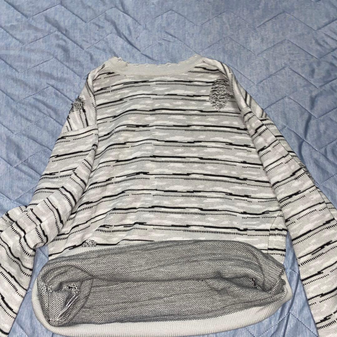 EPNK ダメージ加工 Vネック ニット セーター S — image 5