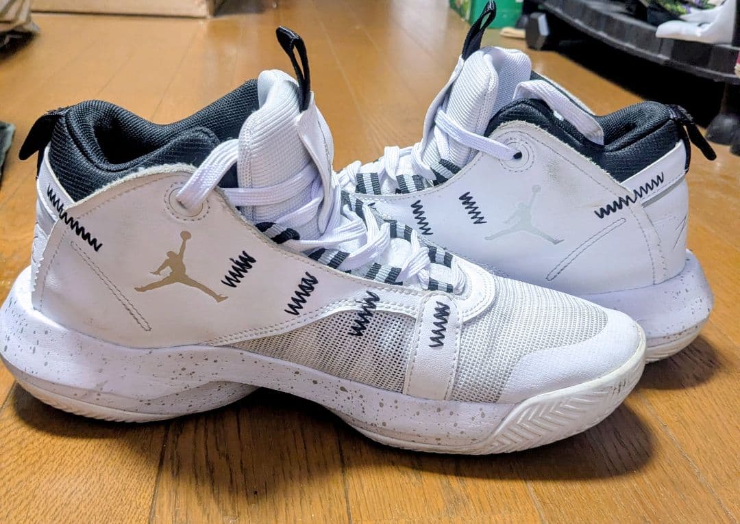 値下げ！NIKE　Jordan Flight スニーカー ホワイト26.5cm — image 3