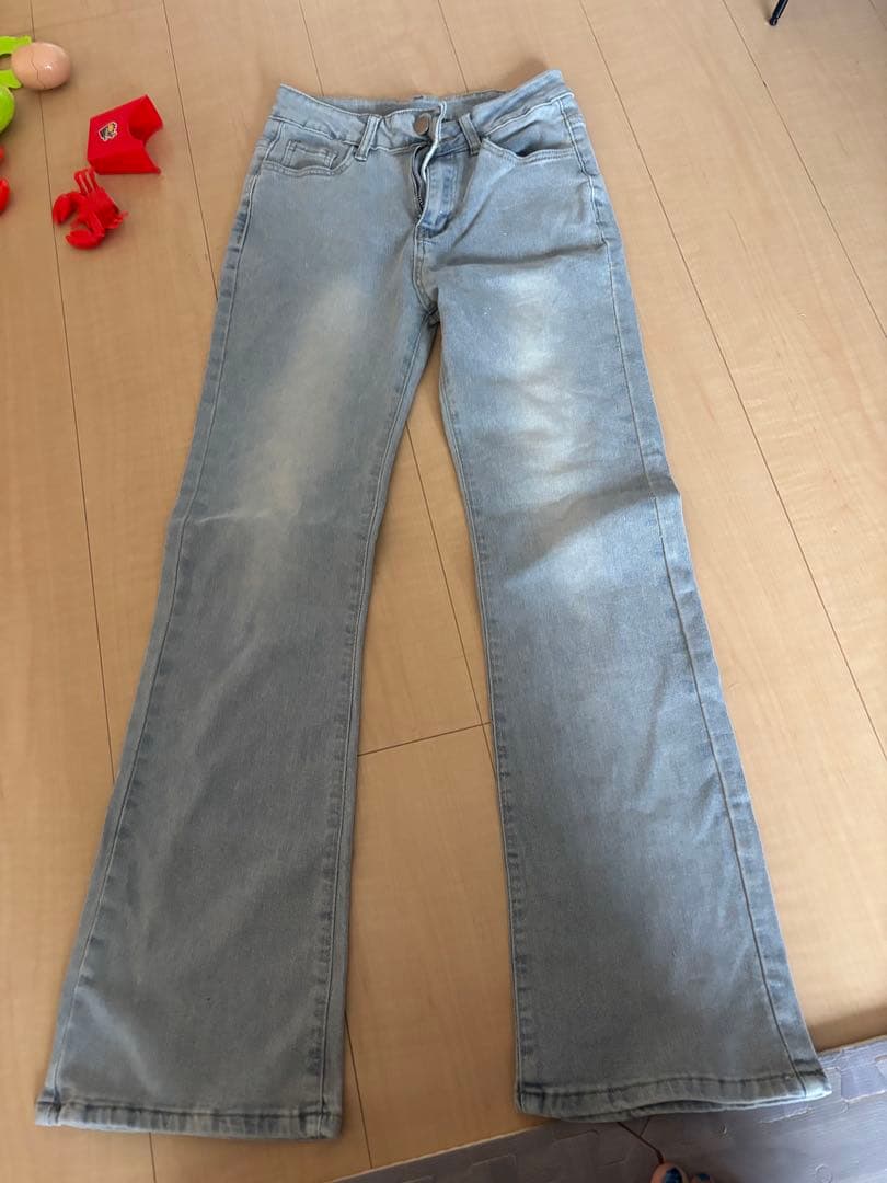 ライトブルー デニムパンツ Mサイズ — image 2