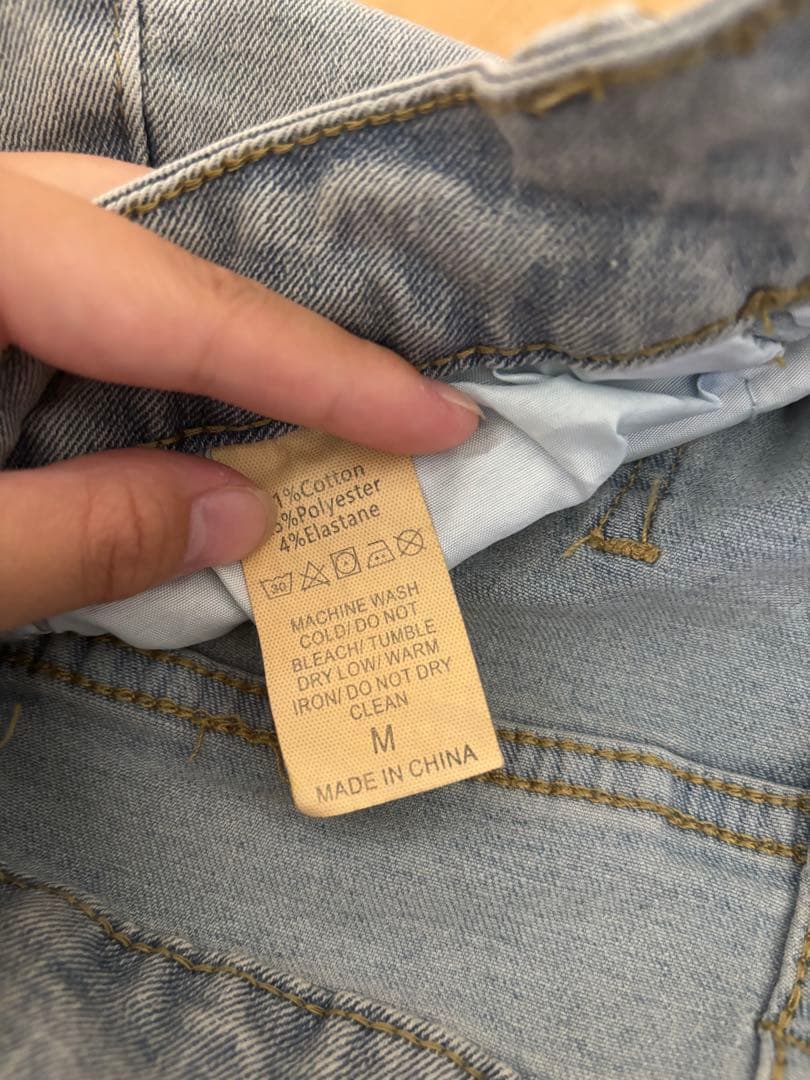 ライトブルー デニムパンツ Mサイズ — image 4