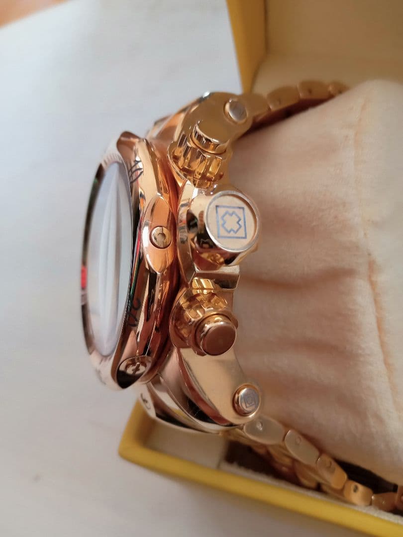 INVICTA ベノム　ゴールド 13895　稼働中 — image 3