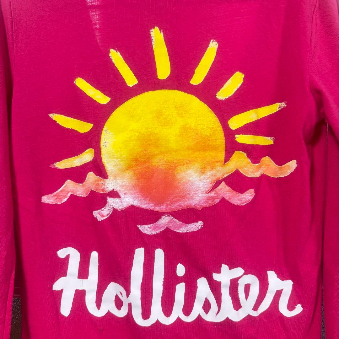 Hollister 長袖カットソー Vネック　バックプリント — image 2