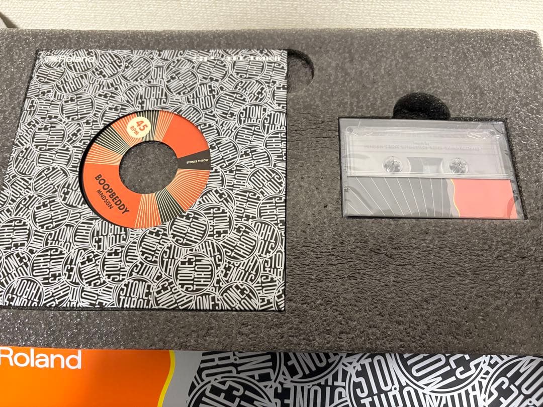 SP-404MKII Stones Throw Limited Edition — image 5