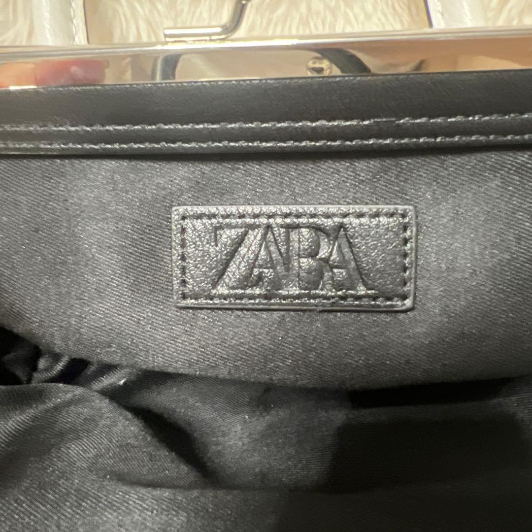 ZARA 白黒2トーン　がま口ハンドバッグ　ショルダー付き — image 5