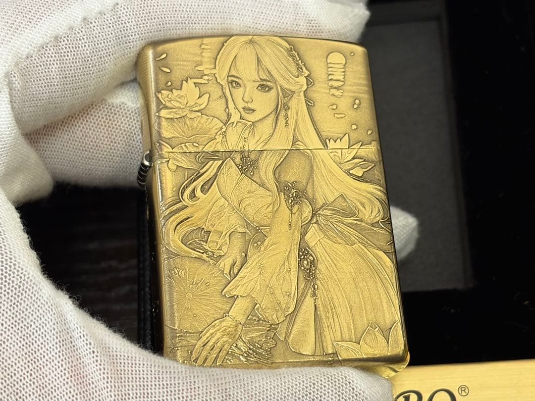 新品 綺麗ZORRO 少女の両目彫刻加工 オイルライター真鍮製 喫煙グッズ — image 2