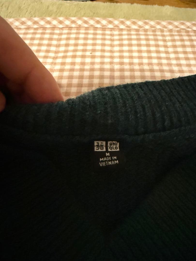 ｟6月末まで｠【UNIQLO】スフレヤーンVネックセーター 緑　M — image 2