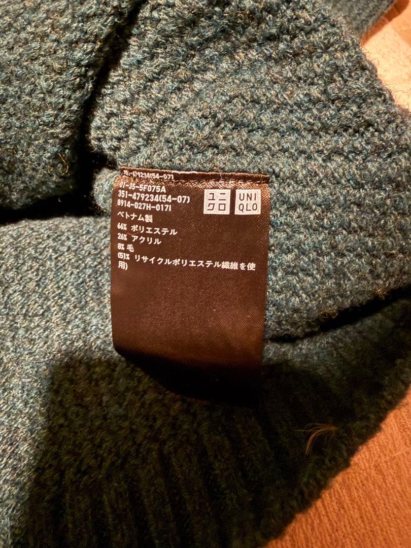 ｟6月末まで｠【UNIQLO】スフレヤーンVネックセーター 緑　M — image 3