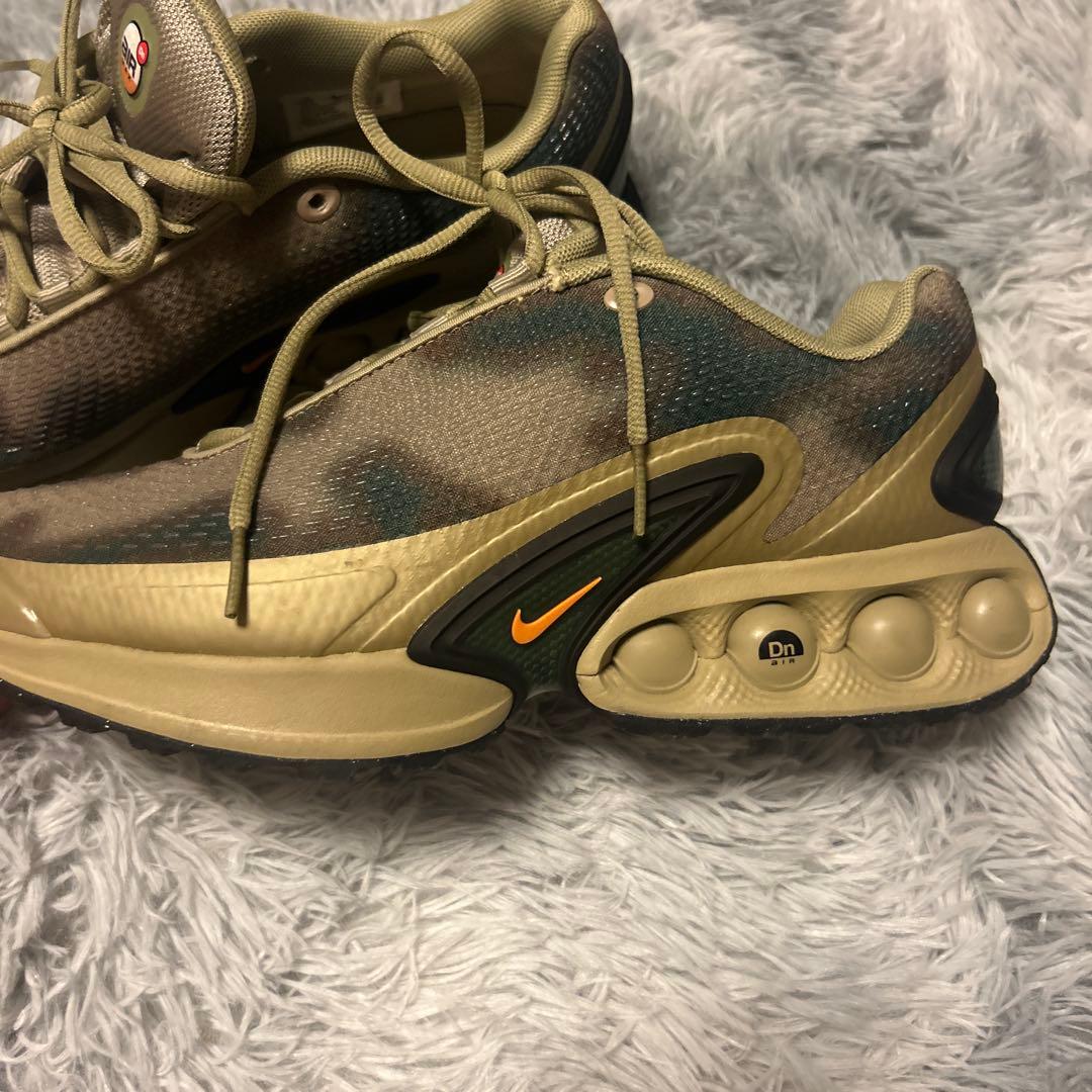 Nike Air Max Dn オリーブ スニーカー — image 2