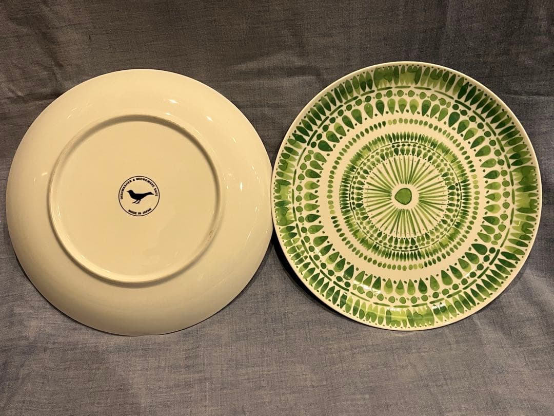 Anthropologie アンソロポロジー 丸皿 (ヴィンテージ 海外品) — image 2