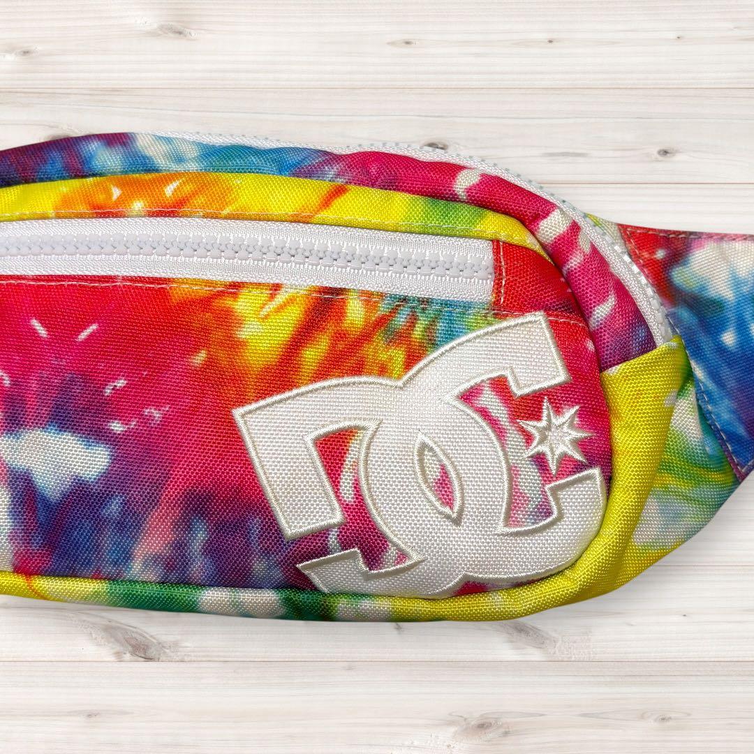 極美品★DC SHOES ボディバッグ ウエストポーチ タイダイ柄 マルチカラー — image 4