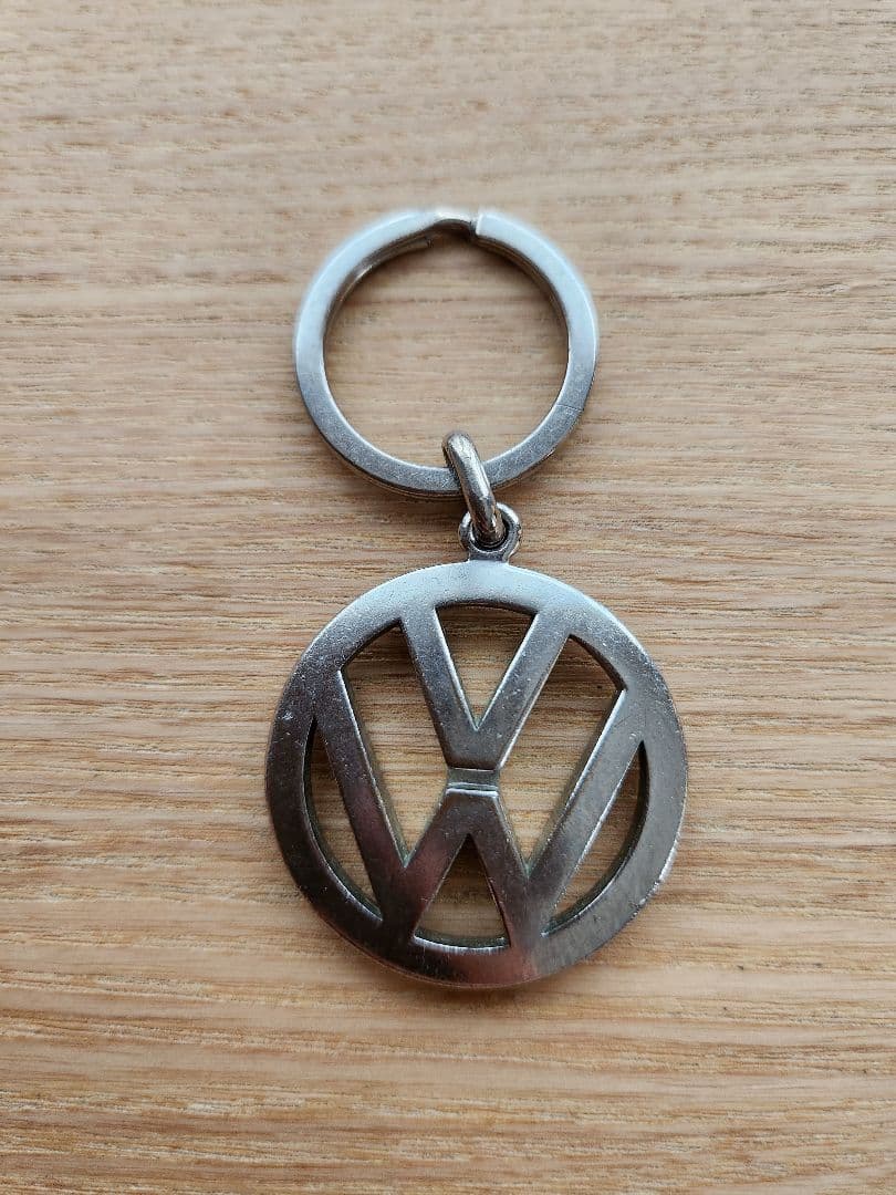 Volkswagen フォルクスワーゲン キーホルダー — image 2