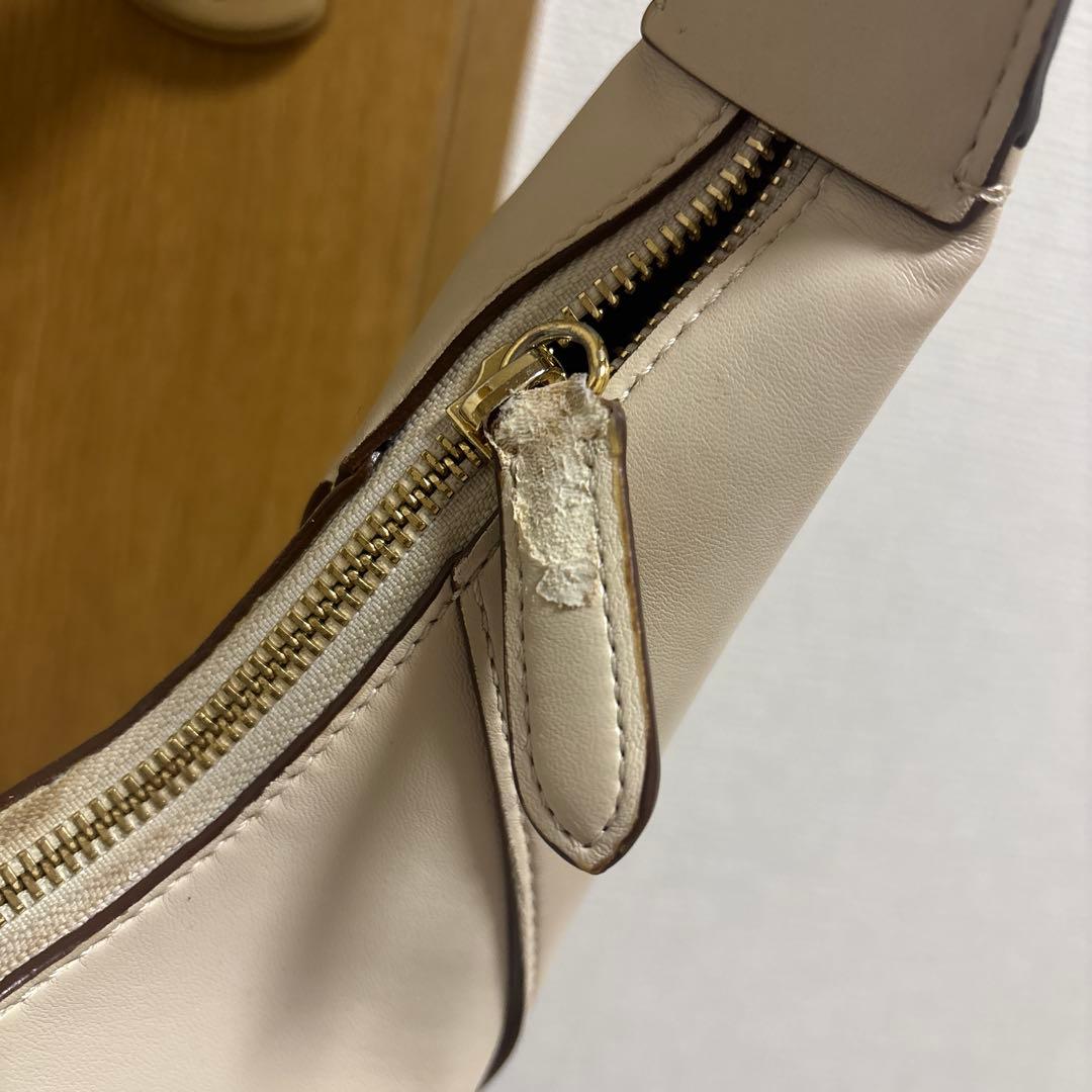 【最終値下げ】STELLA McCARTNEY　ホーボーロゴバッグ　アイボリー — image 3