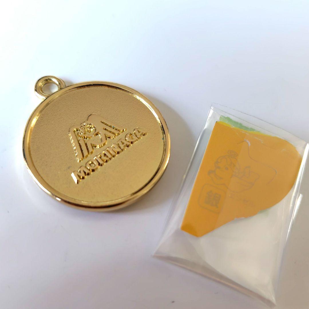 森永　チョコボール　銀のエンゼル　＆　金のエンゼルメダル — image 2