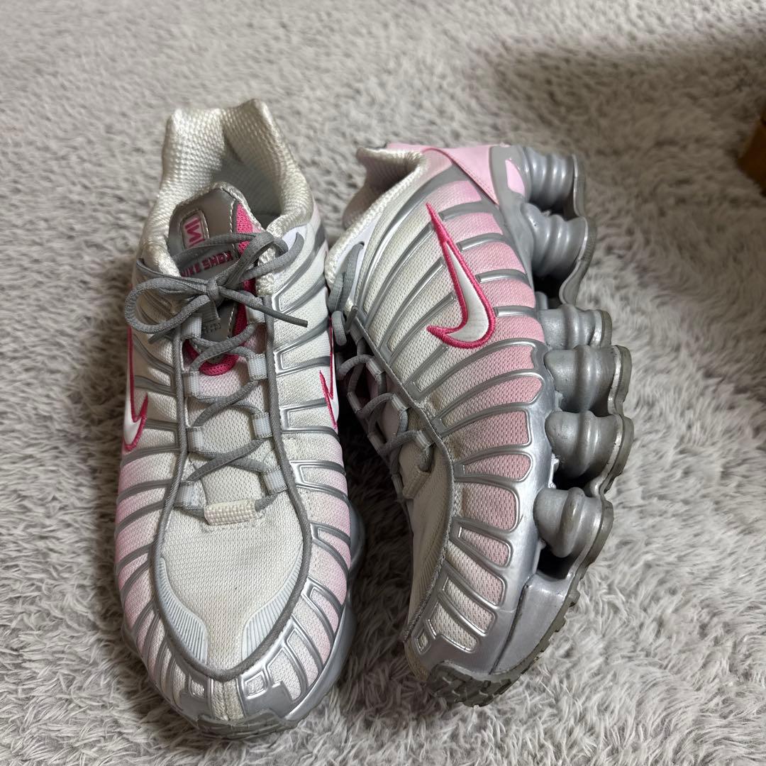 NIKE SHOX スニーカー ホワイト ピンク シルバー — image 2