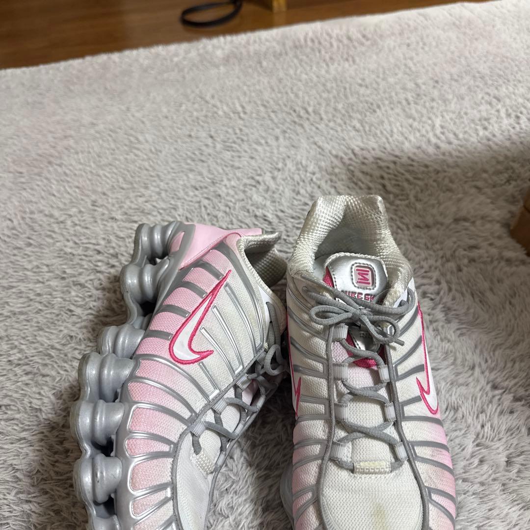 NIKE SHOX スニーカー ホワイト ピンク シルバー — image 3